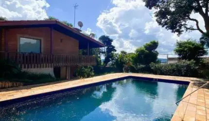 Casa com 3 dormitórios à venda, no Jardim dos Pinheiros em Atibaia/SP - CA4911