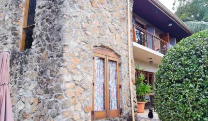 Casa com 4 dormitórios à venda, no Clube da Montanha - Atibaia/SP - CA5096