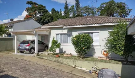 Casa com 3 dormitórios à venda, no Jardim Ipe em Atibaia/SP - CA5793