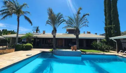 Casa com 4 dormitórios à venda, no Jardim Itaperi - Atibaia/SP
