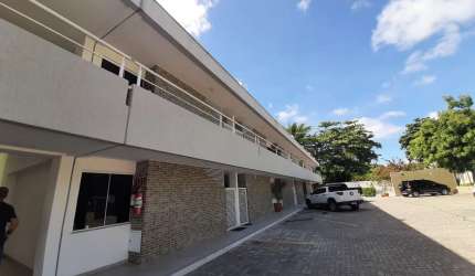Casa com 4 quartos para alugar no Recreio Ipitanga, Lauro de Freitas  por R$ 6.500