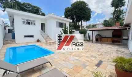 Casa térrea com 5 suítes, piscina área gourmet completa com churrasqueira e 6 vagas no Alto da Lapa