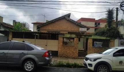 Turfe: casa 03 com quartos, sendo 01 suíte