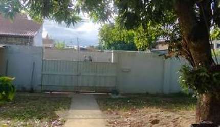 Casa com quintal amplo