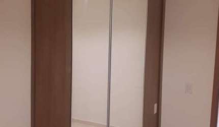 Apartamento com modulados no Ônix