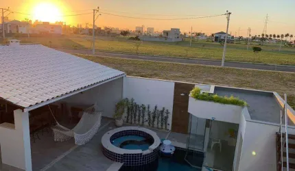 Casa em condomínio fechado