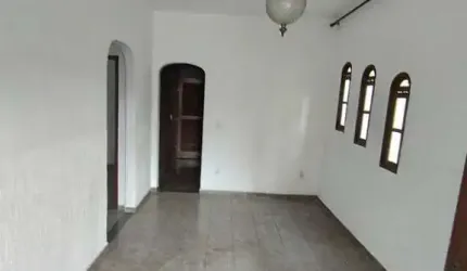 Casa com 3 quartos no IPS