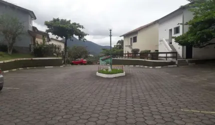 Casa em condomínio com 3 dormitórios e vista pro mar .Um lugar incrível