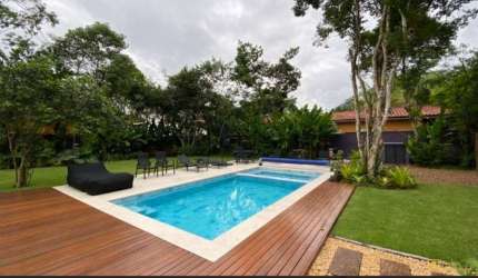 Casa com 4 dormitórios na Praia da Itamambuca
