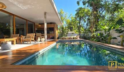 Casa Incrível em condomínio a poucos metros do mar