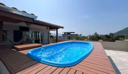 EXCELENTE COBERTURA 3 SUÍTES NO PEREQUE AÇU