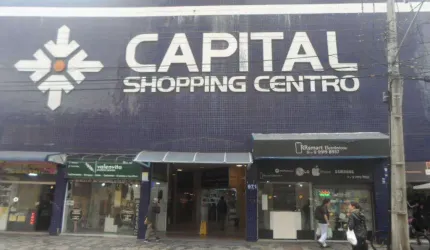Loja para Venda em Curitiba, Centro, 2 banheiros