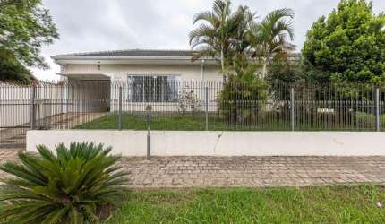 Casa Térrea 3 quartos 1 suíte 2 vagas de garagem no Butiatuvinha - Curitiba/PR