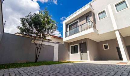 Sobrado com 3 dormitórios à venda, 119 m² por R$ 705.000,00 - Xaxim - Curitiba/PR