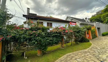 CASA com 4 dormitórios à venda com 230m² por R$ 1.590.000,00 no bairro Seminário - CURITIBA / PR