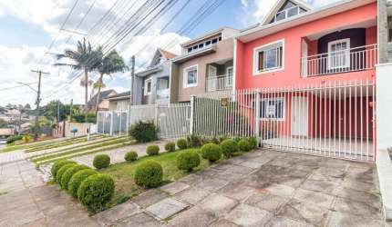 Sobrado com 3 dormitórios à venda, 146 m² por R$ 680.000,00 - Xaxim - Curitiba/PR