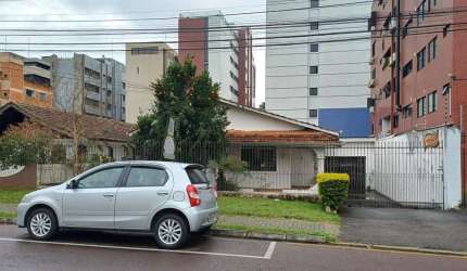 TERRENO ZR4 A VENDA NO CABRAL.