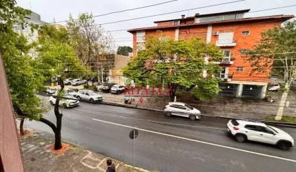Apartamento com 2 quartos à venda na Avenida Coronel Lucas de Oliveira, 2367, Petrópolis, Porto Alegre por R$ 239.000