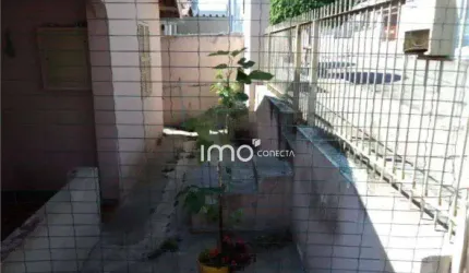 Casa com 3 dormitórios à Venda, 306 m² por R$ 865.000 - Jardim Caxambu - Jundiaí/SP