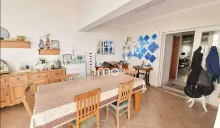 Casa com 3 quartos, sendo 1 Suíte à venda no Condomínio Vivenda das Quaresmeiras- Valinhos/SP