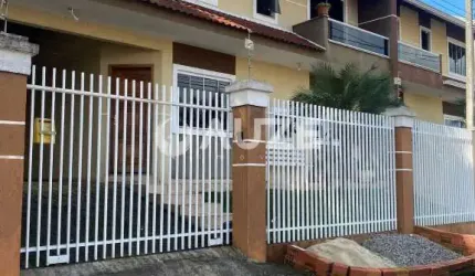 Excelente Sobrado à Venda no Parque da Fonte em São José dos Pinhais