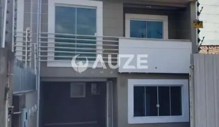 Sobrado frente para rua na melhor região do Cajuru
