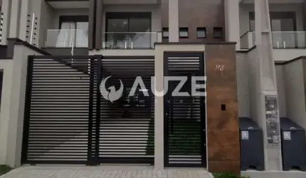 Sobrado  à venda, com3 quartos, 3 banheiros e 135m²  Santo Inácio, Curitiba, PR