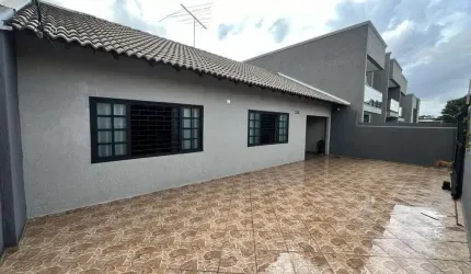 Imperdível! Casa Charmosa, 2 Quartos, 4 Vagas - Localização Premium e Conforto Absoluto em Araucári