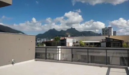 Cobertura para Venda em Rio de Janeiro, TIJUCA, 4 dormitórios, 1 suíte, 2 banheiros, 2 vagas