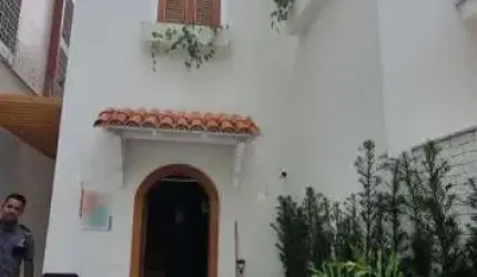 Casa em Condomínio para Venda em Rio de Janeiro, LAGOA, 2 dormitórios, 1 suíte, 2 banheiros