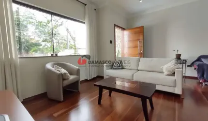 Sobrado à venda 3 Quartos, 6 Vagas, 257M², Santa Maria, São Caetano do Sul - SP