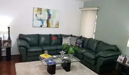 Sobrado à venda 3 Quartos, 3 Suites, 5 Vagas, 326M², Santa Maria, Santo André - SP