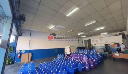 Casa à venda com 3 Quartos, 3 Suites, 3 Vagas, 751M², Utinga, Santo André - SP