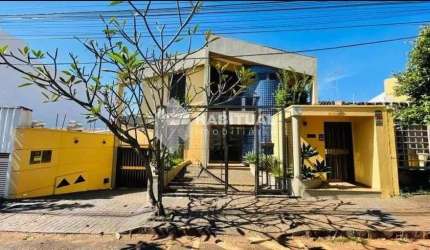Sala comercial com 1 sala para alugar no Lidice, Uberlândia  por R$ 7.000