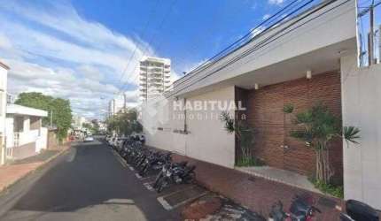 Prédio com 17 salas para alugar no Centro, Uberlândia  por R$ 29.000