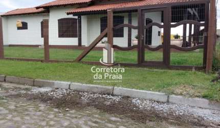 Casa para Venda em Tramandaí, Zona Nova, 2 dormitórios, 1 suíte, 2 banheiros, 3 vagas