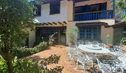 Casa de 5 quartos no Condominio Estancia Serrana