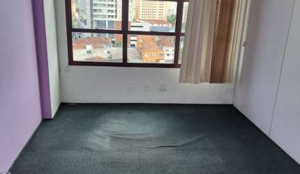 Sala Comercial em Santos a venda.