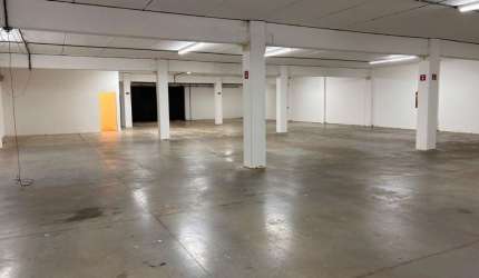 Bauru Galpão AC 3.200m² AT 3.620m² pé direito 9m
