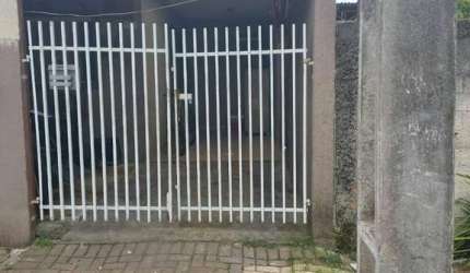Casa com 2 quartos à venda na Rua Belmira Carvalho Bertoldi, 324, Campo de Santana, Curitiba, 60 m2 por R$ 208.000
