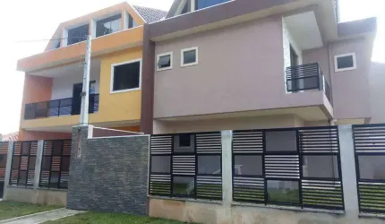 Casa com 3 quartos à venda na Rua Márcio Ubaldino, 22, Centro, Araucária, 170 m2 por R$ 839.000