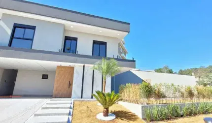 Casa para venda possui 209 metros quadrados com 3 quartos em Suru - Santana de Parnaíba - SP