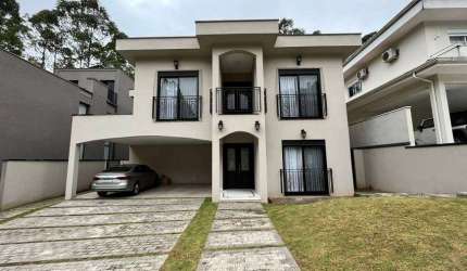 Casa Nova no Condomínio Tamboré 11