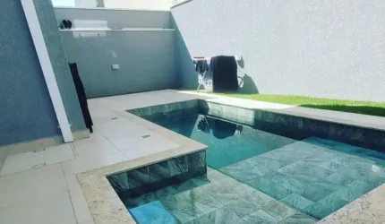 Excelente casa no condominio new ville 4 Dormitórios Piscina