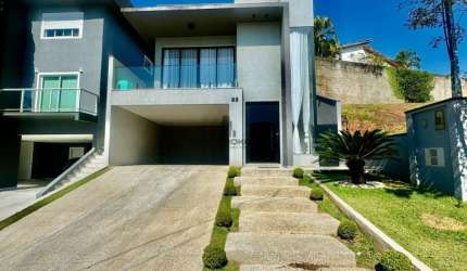 Oportunidade no condomínio New Ville 3 Dormitórios Piscina