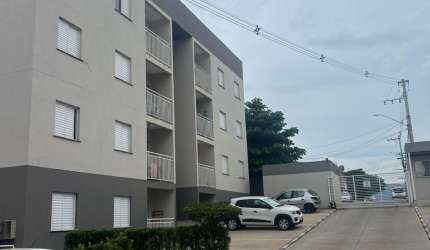 Ótimo apartamento no bairro cerejeiras