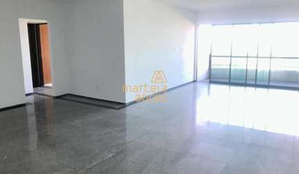 Aluga-se apartamento de 178m&#178; no Bairro de Boa Viagem
