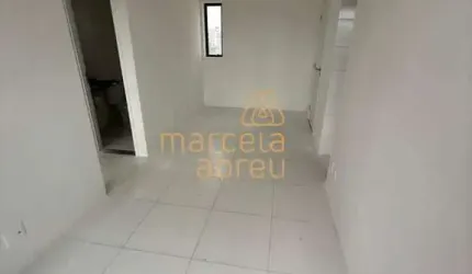Aluga-se apartamento de 65m&#178; no Bairro da Boa Vista