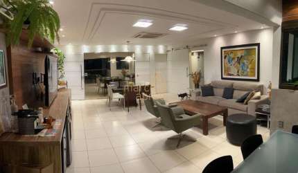 Vende-se apartamento de 136m&#178; no Poço da Panela