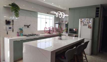 Casa com 2 quartos, Guilhermina, Praia Grande - R$ 880 mil, Cod: 4622